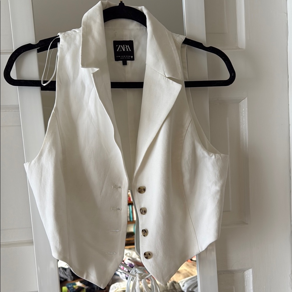 Zara Ivory Buttoned Vest